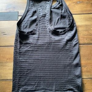 Victoria Secret Sport tan